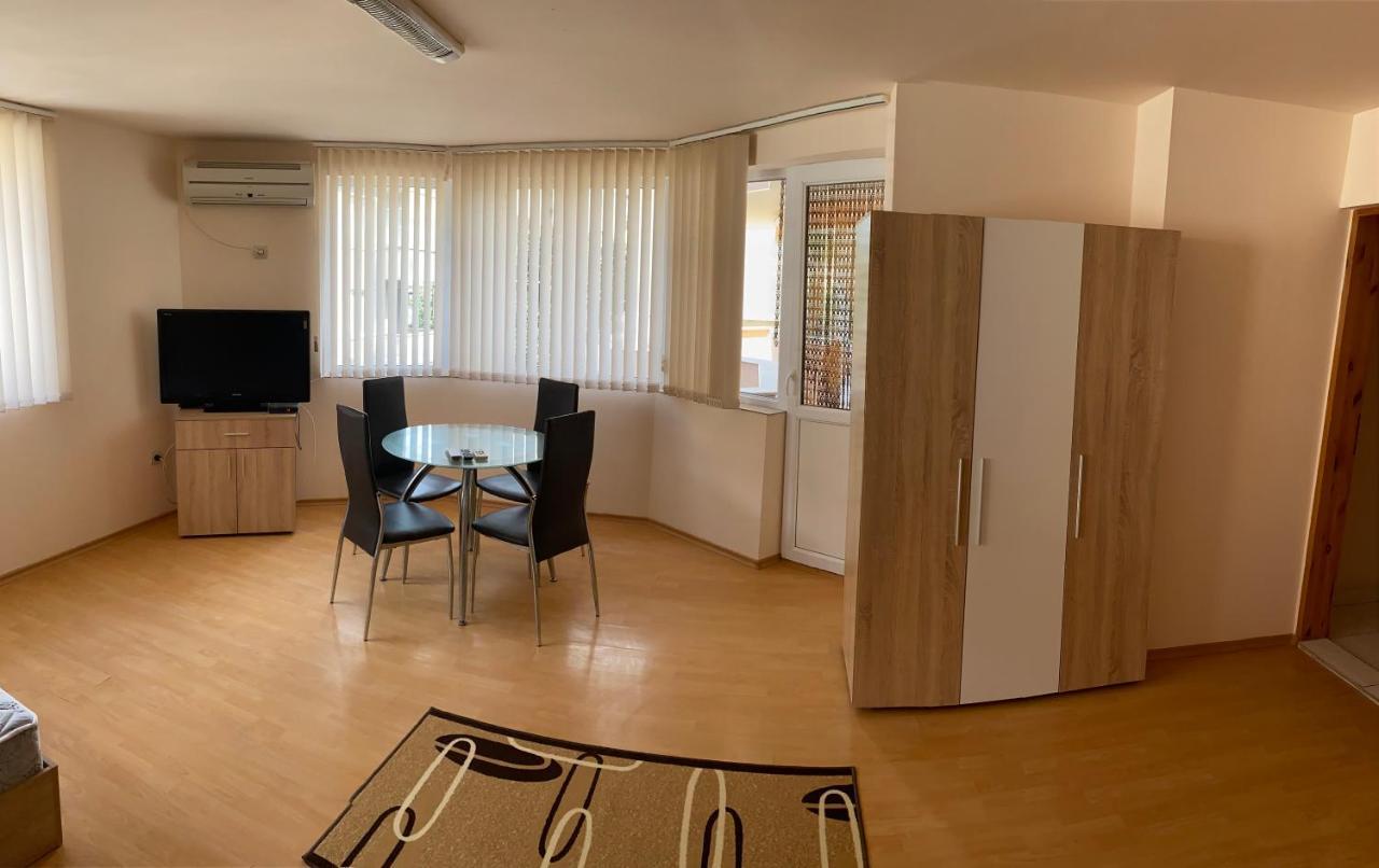 Стаи За Гости Маринови Provadiya Ngoại thất bức ảnh